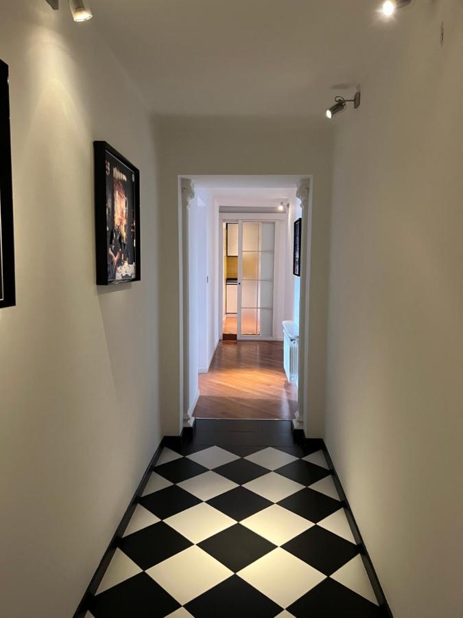 Apartamento Hostdomus - September